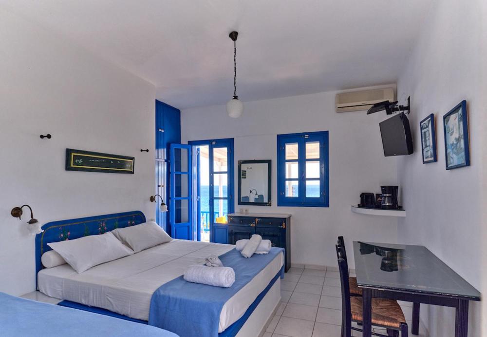 Blue Dolphin Antiparos Villas And Suites Ájosz Jeórjosz Kültér fotó