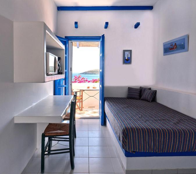 Blue Dolphin Antiparos Villas And Suites Ájosz Jeórjosz Kültér fotó